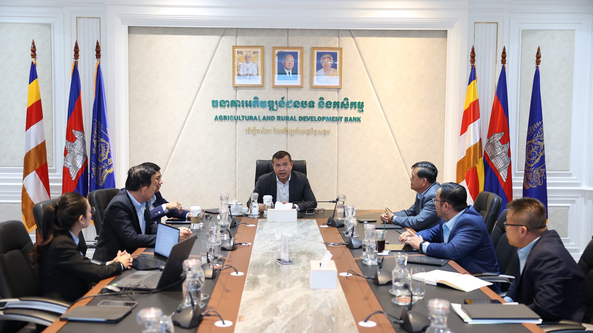 ក្រុមប្រឹក្សាវិន័យនៃធនាគារអភិវឌ្ឍន៍ជនបទ និងកសិកម្ម បានរៀបចំកិច្ចប្រជុំ ក្រោមអធិបតីភាពឯកឧត្តមបណ្ឌិត កៅ ថាច
