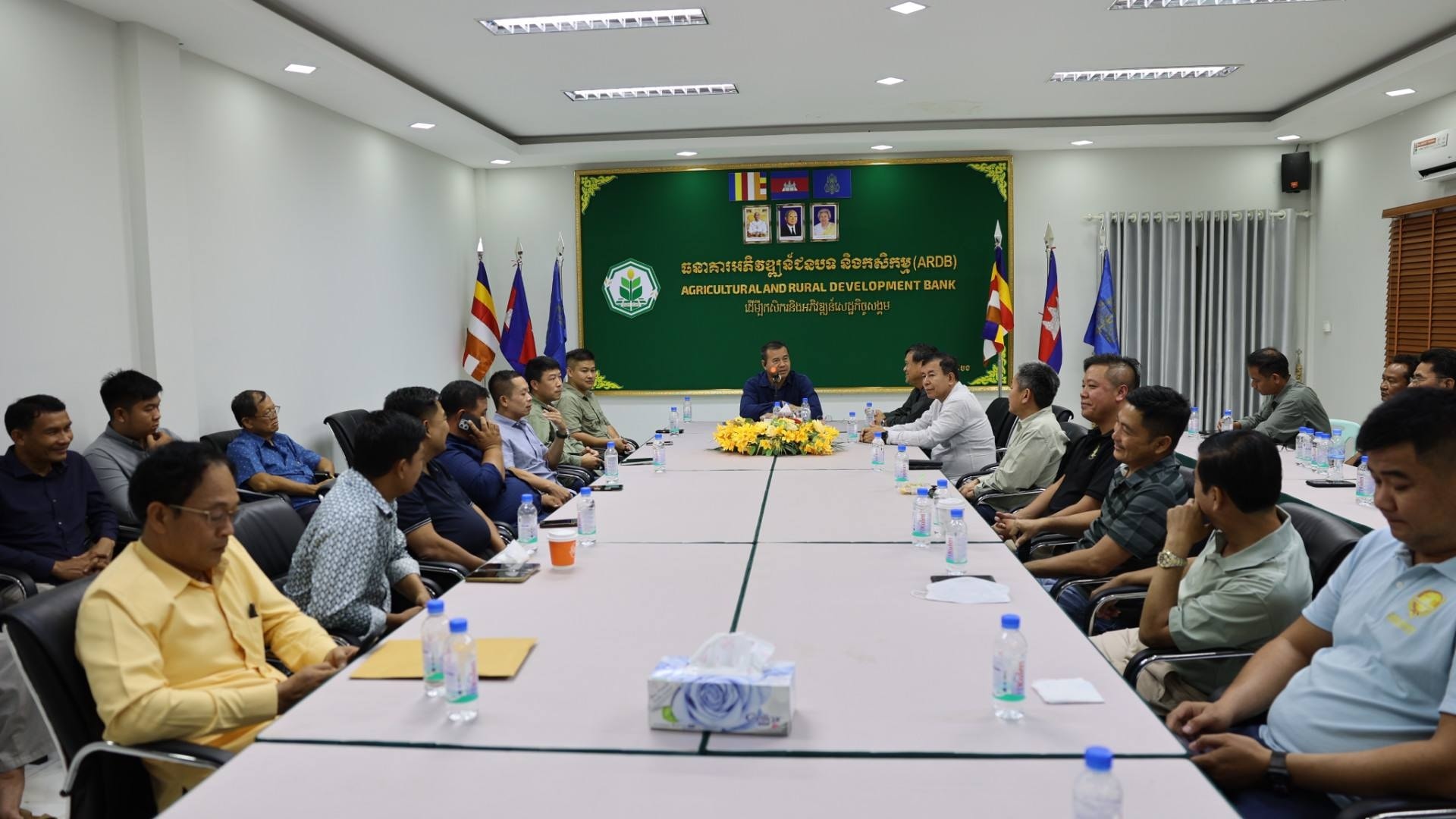 កិច្ចប្រជុំជាមួយតំណាង ម្ចាស់រោងម៉ាស៊ីនកិនស្រូវ និង ក្រុមហ៊ុននាំចេញអង្ករ ជុំវិញ ខេត្តពោធិ៍សាត់ បាត់ដំបង និងបន្ទាយមានជ័យ