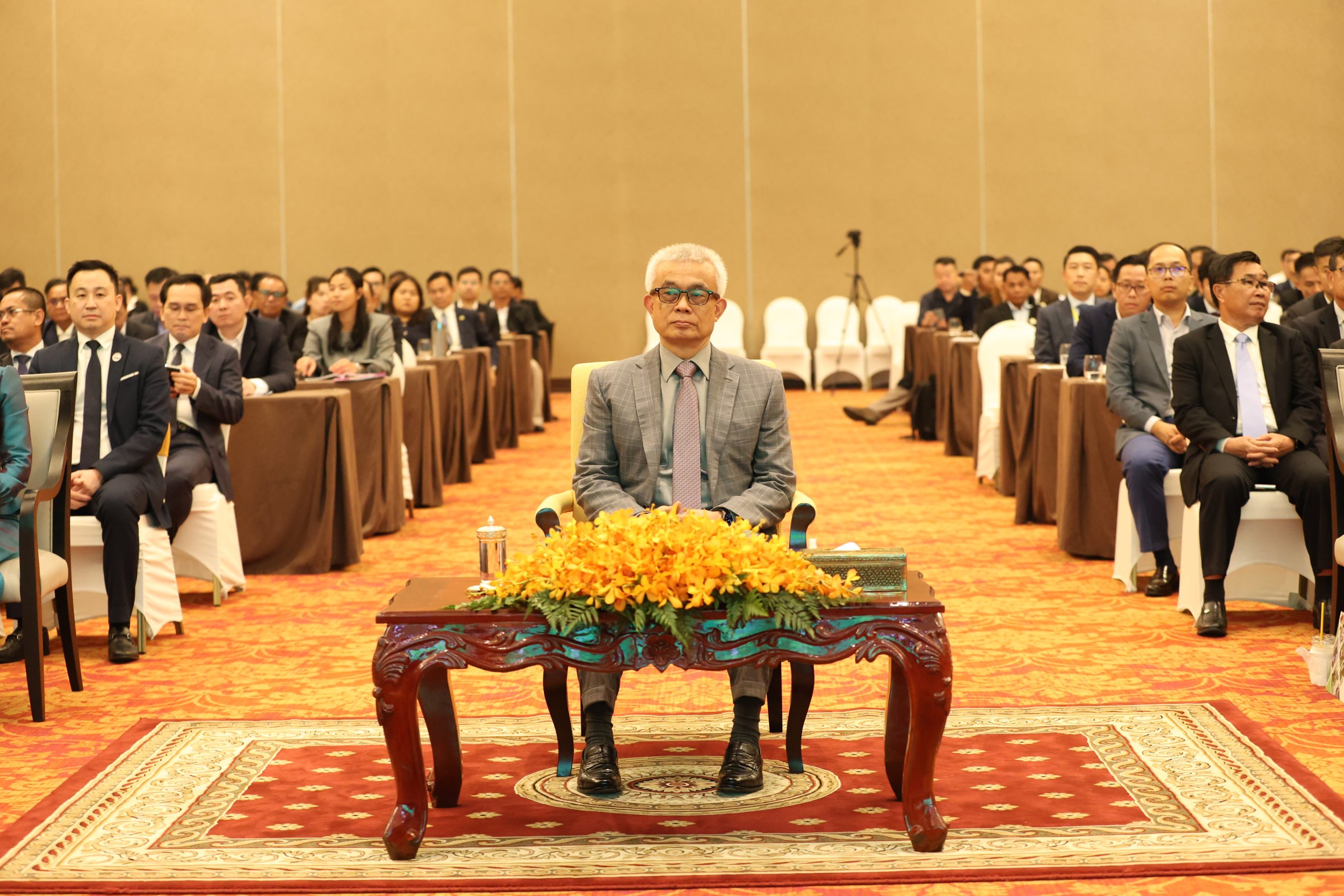 ឯកឧត្តមបណ្ឌិត កៅ ថាច អញ្ជើញចូលរួមថ្លែងសន្ទរកថាក្នុងពិធីបិទមហាសន្និបាតសហព័ន្ធស្រូវអង្ករកម្ពុជាអាណត្តិទី៤ និងកម្មវិធីបោះឆ្នោតជ្រើសរើសប្រធានសហព័ន្ធ ប្រធាន និងសមាជិកក្រុមប្រឹក្សាភិបាលអាណត្តិទី៥