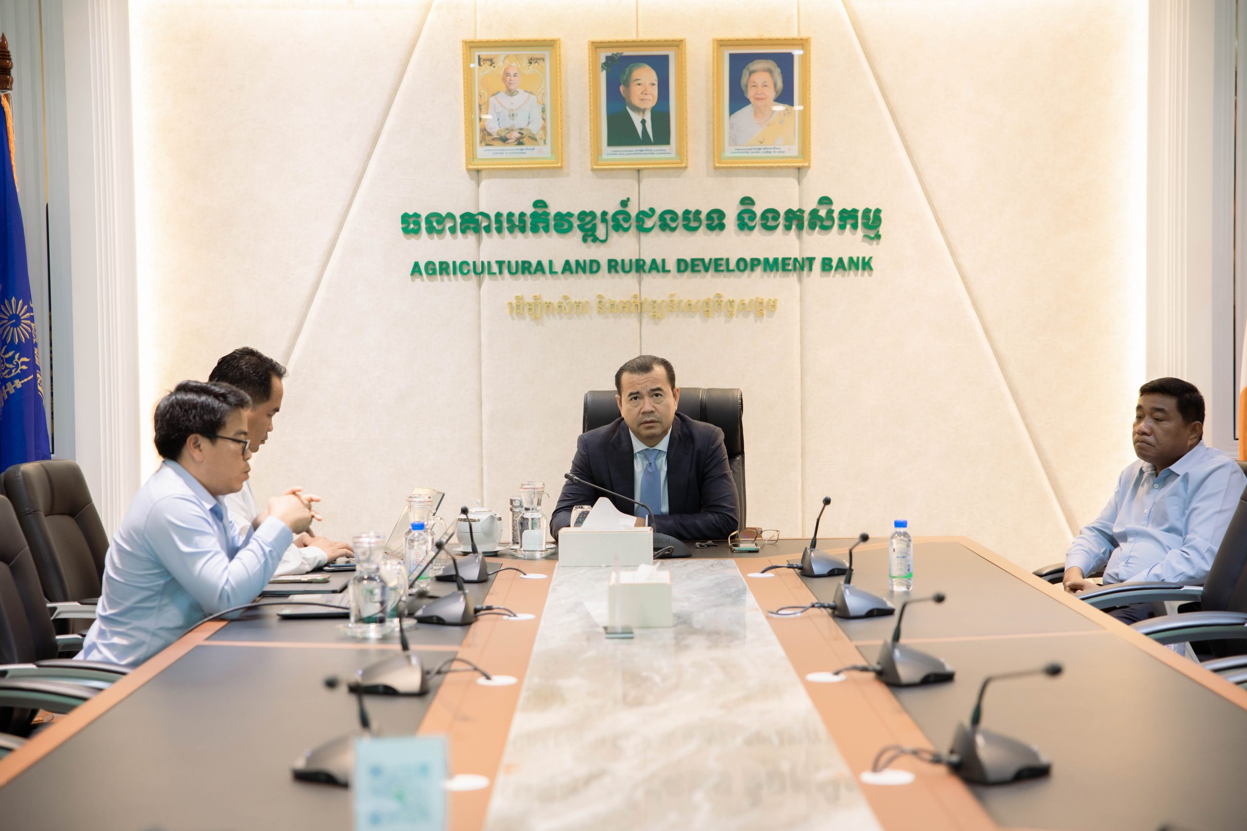 HE.Dr. Kao Thach, allowed the representatives of fishery business to meet and discuss the strategic plan for development of the fishery sector in Cambodia and the establishment of the Khmer Aquaculturist Group (KAG)