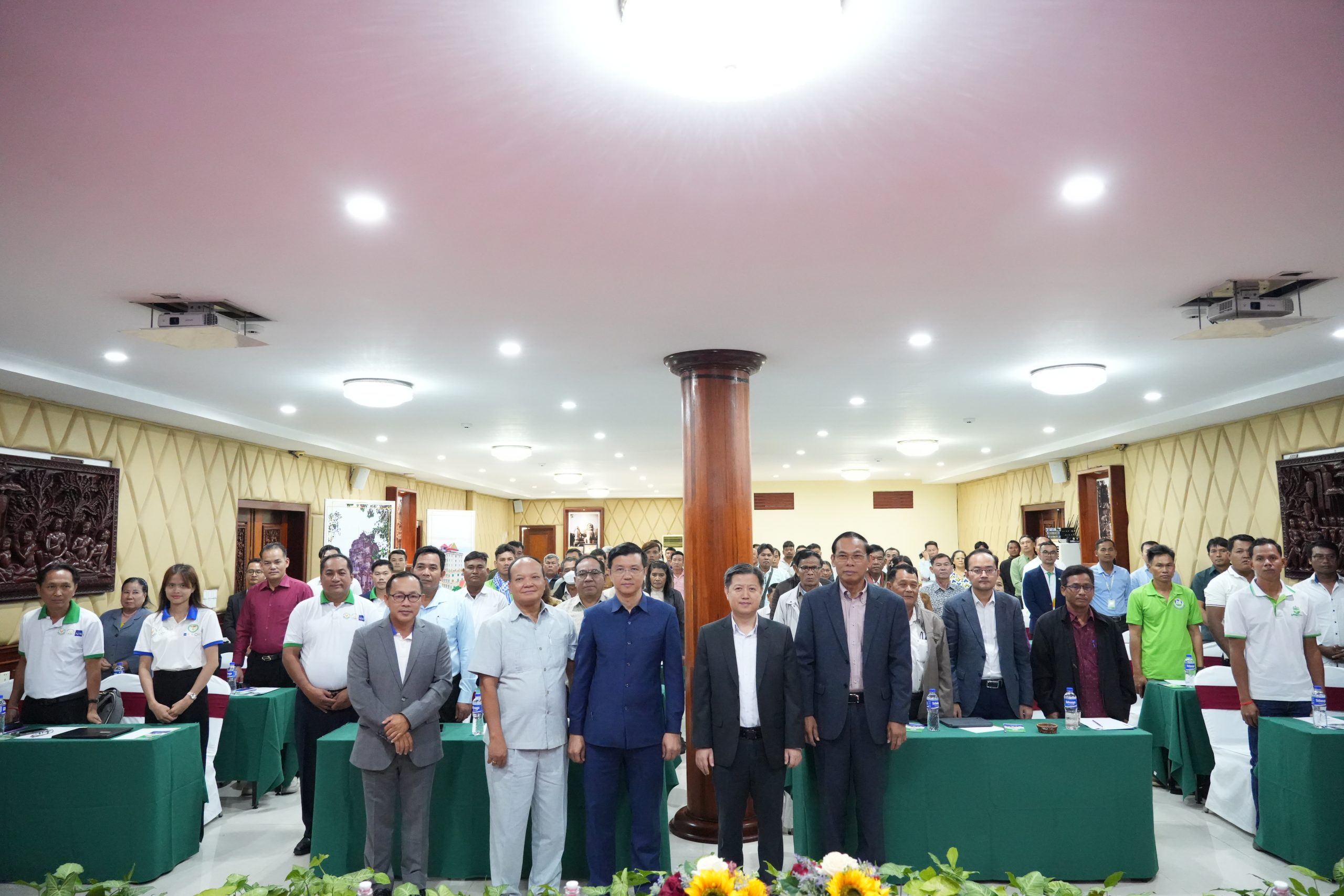 សិក្ខាសាលាផ្សព្វផ្សាយផលិតផលឥណទានជូនអតិថិជន ដែលស្ថិតនៅក្នុងខេត្តបាត់ដំបង ប៉ៃលិន និងខេត្តបន្ទាយមានជ័យ