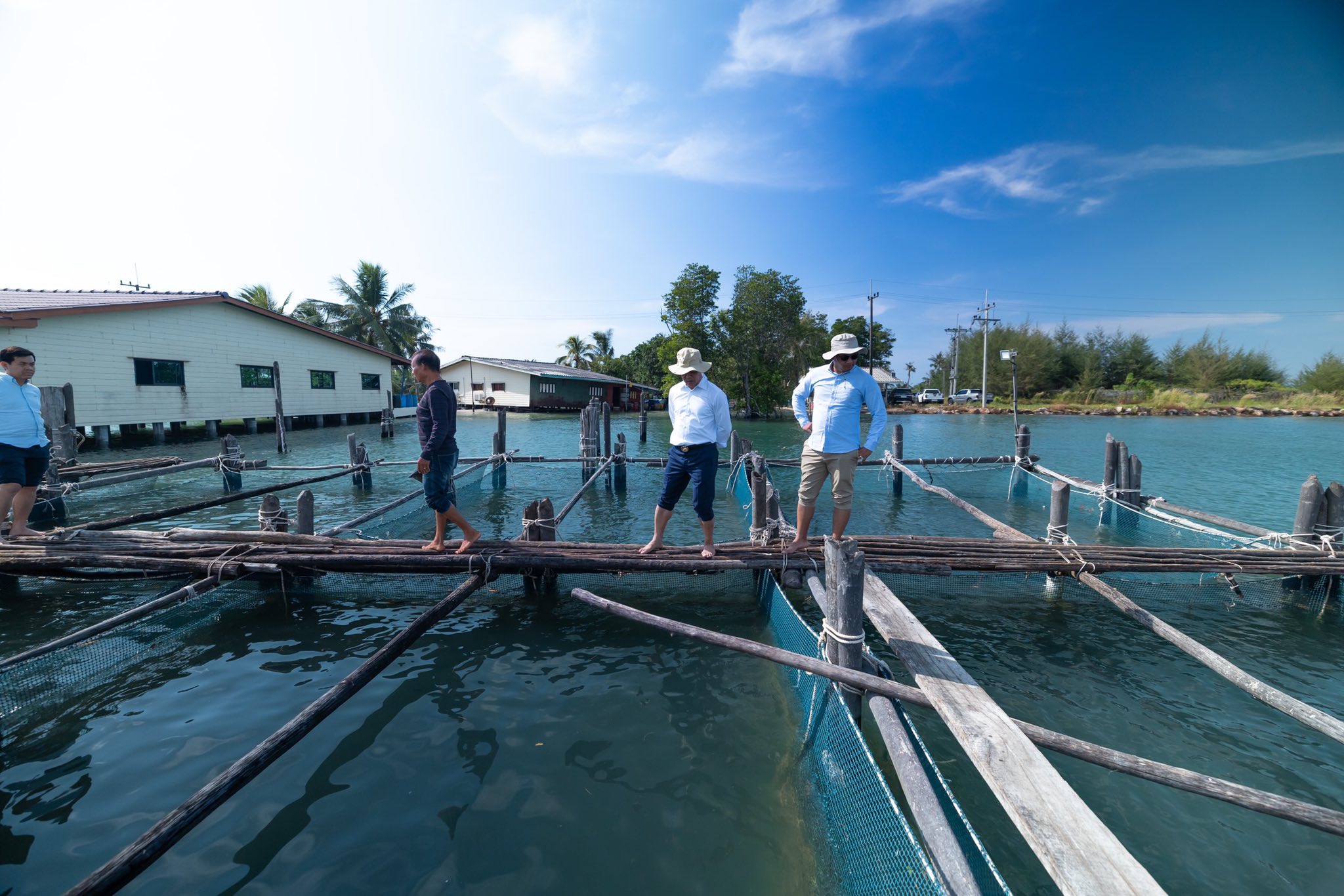 588489990_1296579662512319_1817584115960979363_n