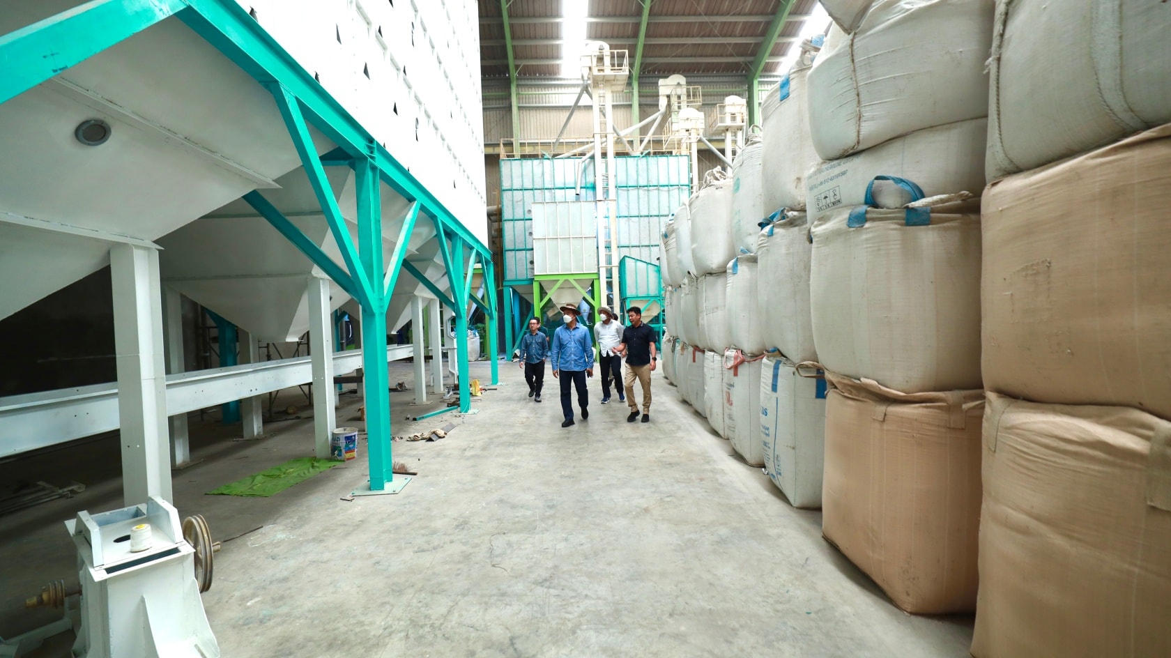 592519440_1303559115147707_8411525474817207105_n