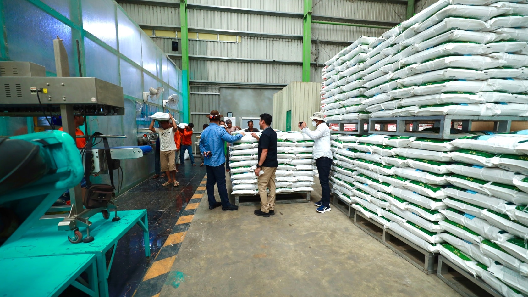 594534843_1303558975147721_424715047960003213_n