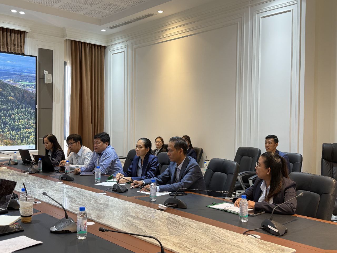 photo_2025-12-09_15-19-23