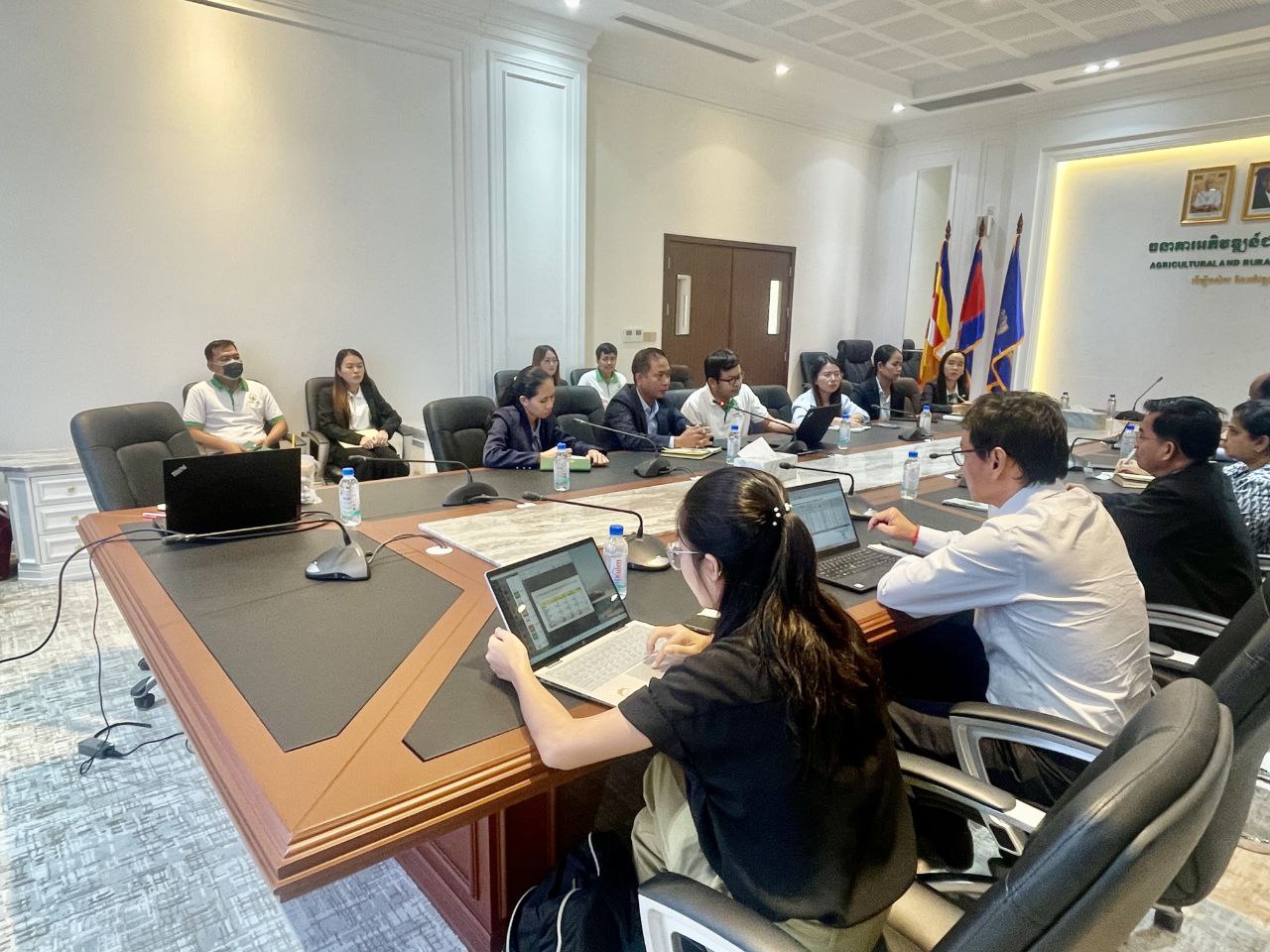 photo_2025-12-09_15-24-02