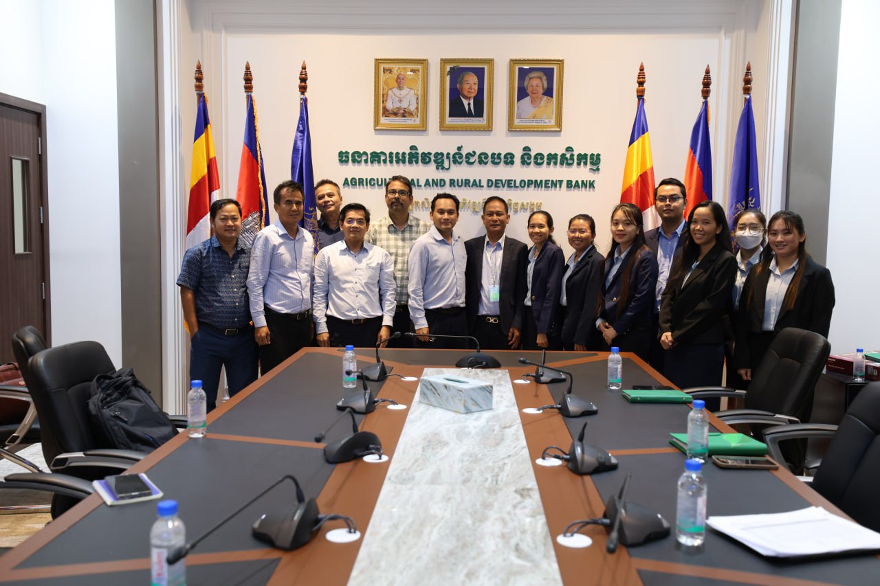 កិច្ចប្រជុំជាមួយក្រុមបេសកកម្មរបស់អង្គការមូលនិធិអន្តរជាតិសម្រាប់ការអភិវឌ្ឍកសិកម្ម (IFAD) និងក្រុមការងារលេខាដ្ឋាន ASPIRE-AT នៃក្រសួងកសិកម្ម រុក្ខាប្រមាញ់ និងនេសាទ ក្រោមកម្មវិធីគាំទ្រសេដ្ឋកិច្ចជនបទ និងពាណិជ្ជកម្មផលិតផលកសិកម្ម (ASPIRE-AT)