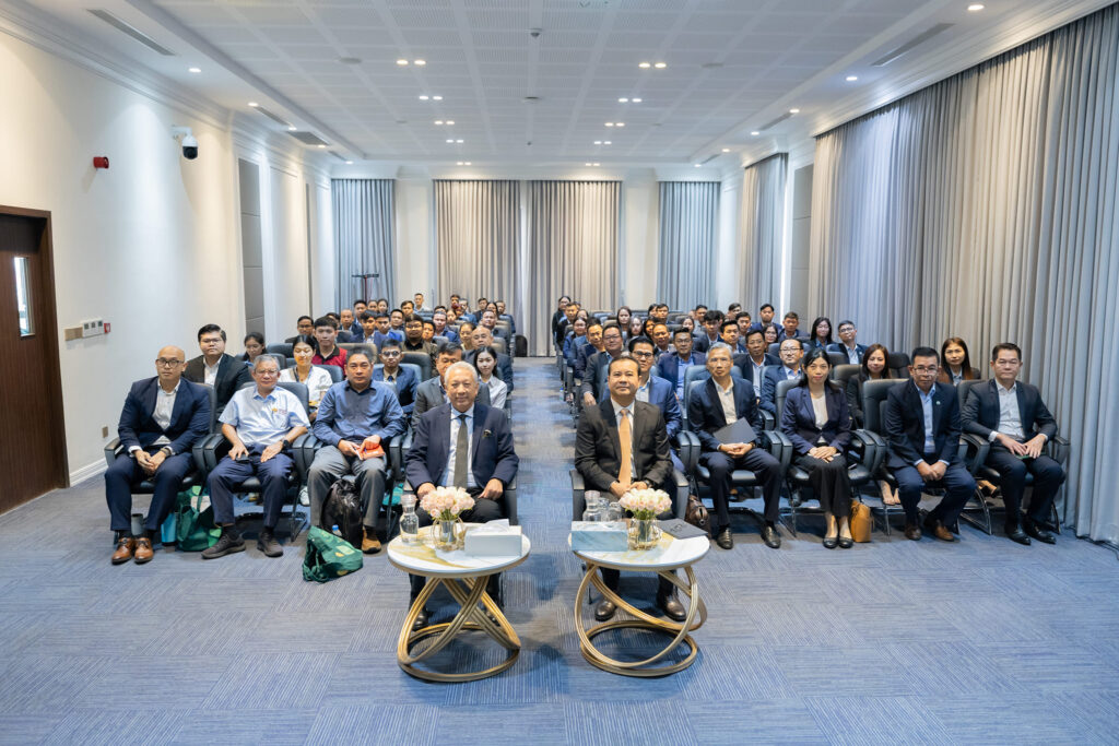 H.E. Dr. Kao Thach, presided and open a monthly lecture series on “Policy Analysis in the AI Era”