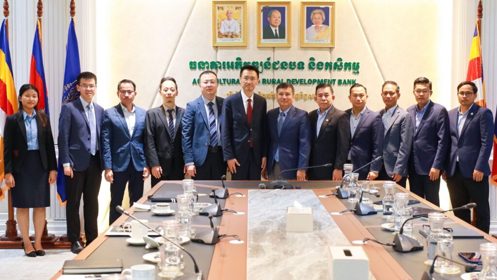 តំណាងធនាគារអភិវឌ្ឍន៍ជនបទ និងកសិកម្ម (ARDB) អនុញ្ញាតឱ្យគណៈប្រតិភូគ្រឹះស្ថានប្រព័ន្ធទូទាត់អន្តរធនាគារឆ្លងដែន (CIPS) ចូលជួបសម្តែងការគួរសម និងពិភាក្សាការងារ