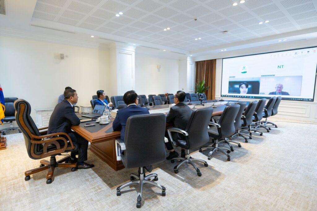 H.E. Dr. KAO Thach, presided over an online seminar on “Financing Disaster-Resilient Infrastructure in the Asia-Pacific Economic Cooperation Region.”